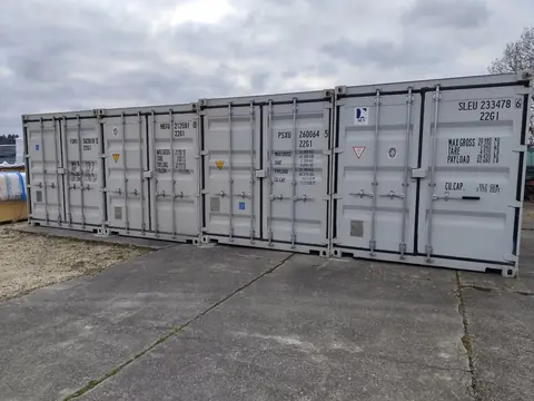Lagercontainer der Allgaier GbR von außen