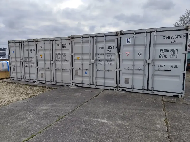 Lagercontainer auf dem Gelände von Allgaier GbR in Schwendi-Weihungszell